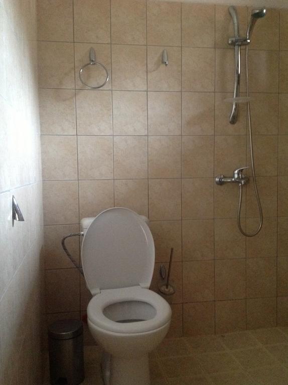 Bazoteva House Ковачевіца
